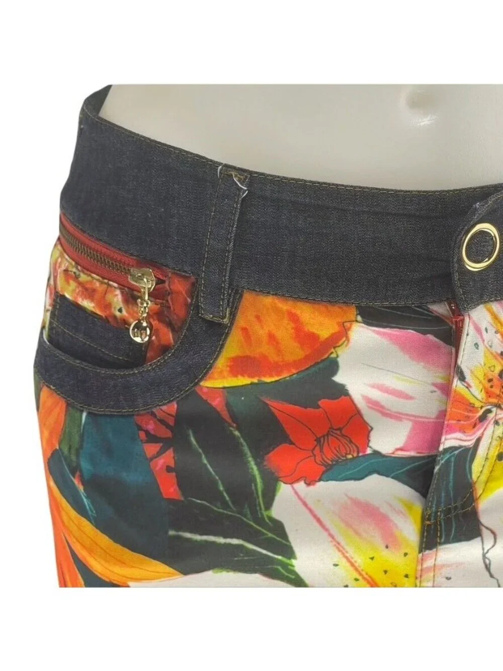 Bernini Womens Floral Mini Skirt Size 7 With Denim Accents